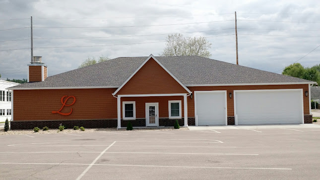 Leesman Funeral Home gallery image 3